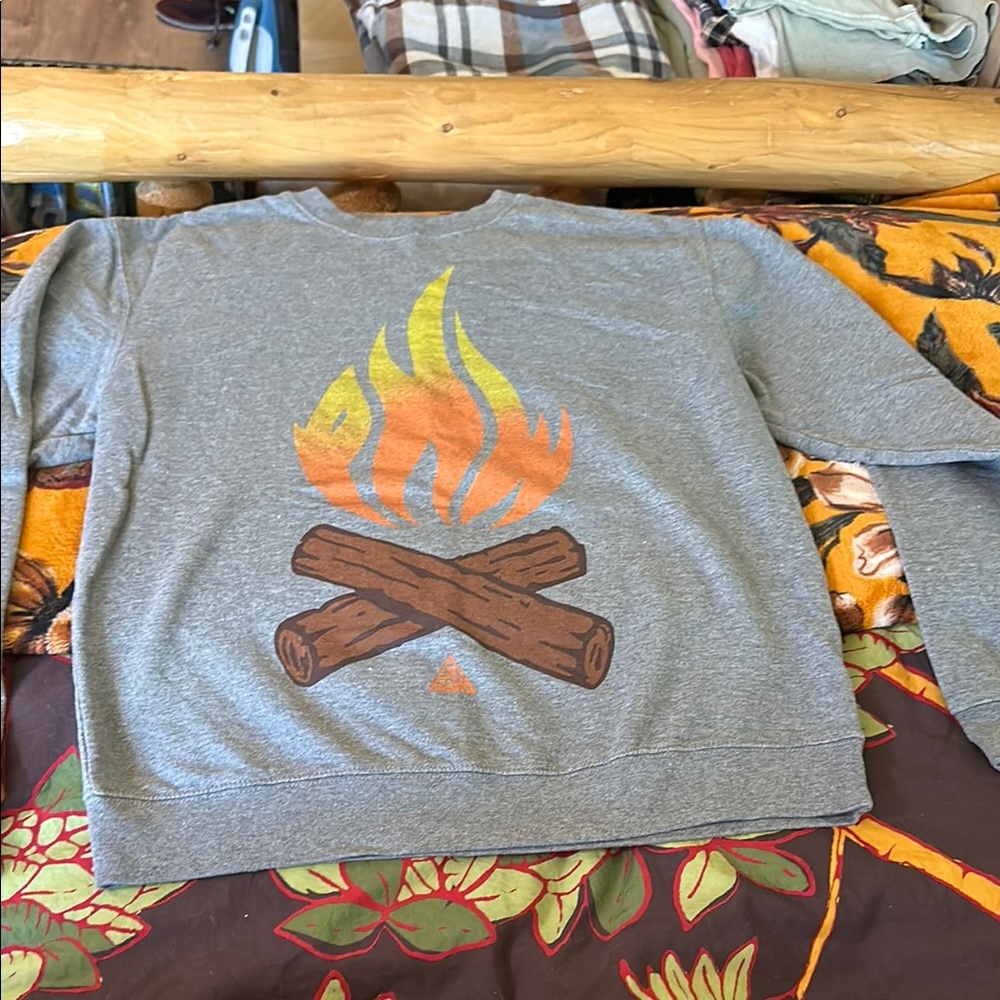 Gray Campfire Graphic Men's Sweater